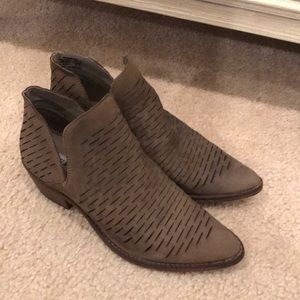 Steve Madden cut out booties